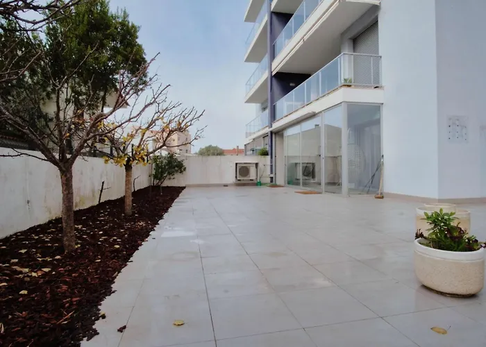 アパート Sunset - De Ferias サン・マルティーニョ・ド・ポルト